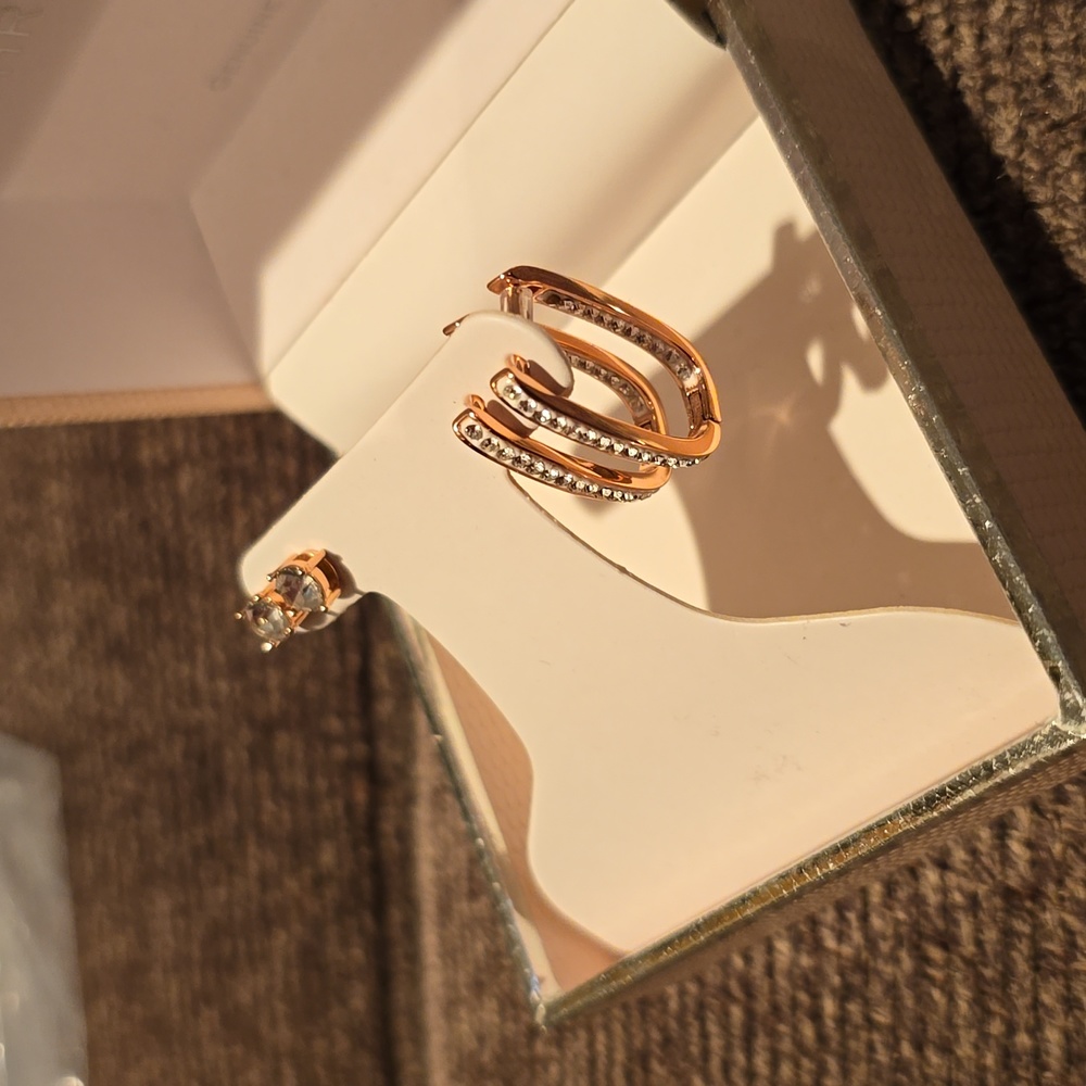 CHRYSTINA GENUINE CRYSTAL HOOP & STUD ROSE GOLD FASHION JEWELRY EARRINGS SET